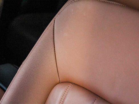 Used 2022 Audi e-tron Premium w/ Convenience Plus Package image 25