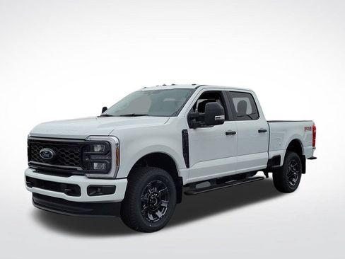 New 2026 Ford F250 XL w/ STX Appearance Package AWD/4WD image 4