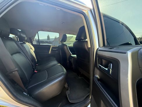 Used 2019 Toyota 4Runner SR5 AWD/4WD image 26