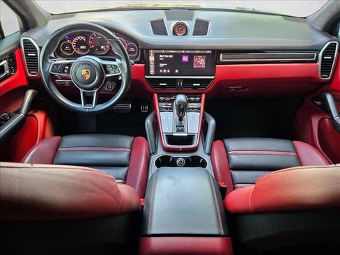 Used 2021 Porsche Cayenne GTS AWD/4WD image 13