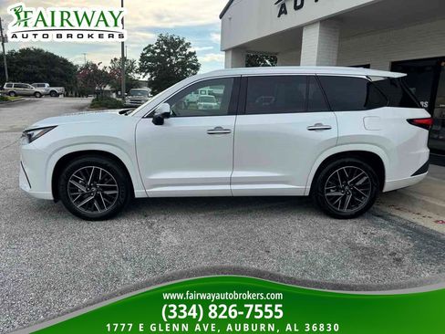 Used 2026 Lexus TX 350 FWD w/ Technology Package image 9