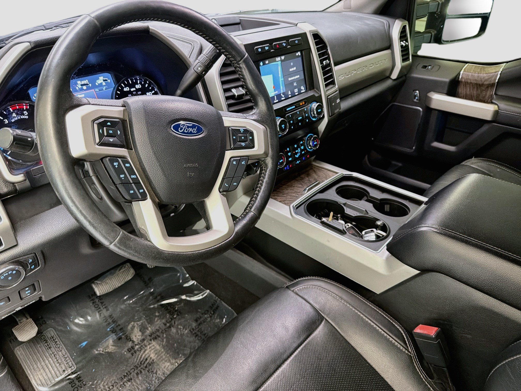 Used 2019 Ford F250 Lariat w/ Lariat Ultimate Package AWD/4WD image 7