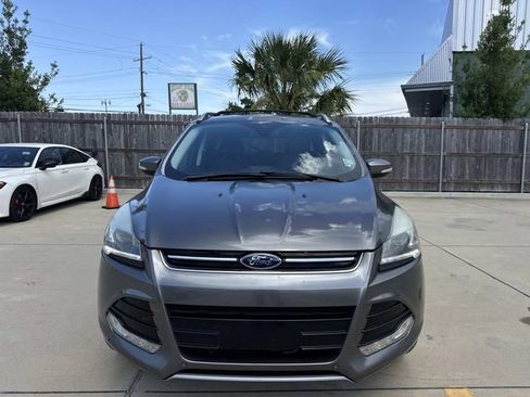 Used 2014 Ford Escape Titanium w/ Equipment Group 401A FWD image 2