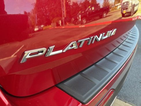 Used 2025 Ford Explorer Platinum AWD/4WD image 10