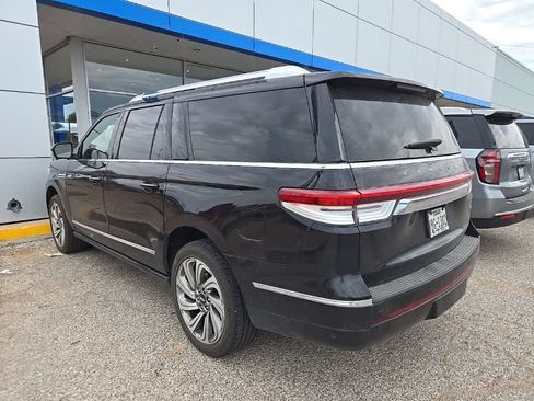 Used 2024 Lincoln Navigator L Reserve AWD/4WD image 4