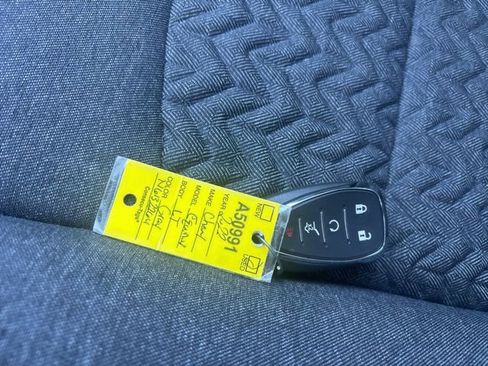 Used 2022 Chevrolet Equinox LT image 23