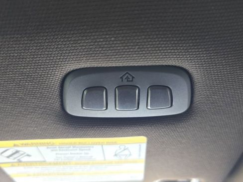 Used 2025 Ford F350 King Ranch w/ FX4 Off-Road Package image 40