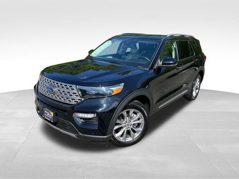 Certified 2023 Ford Explorer Limited w/ Limited Technology Package AWD/4WD image 2