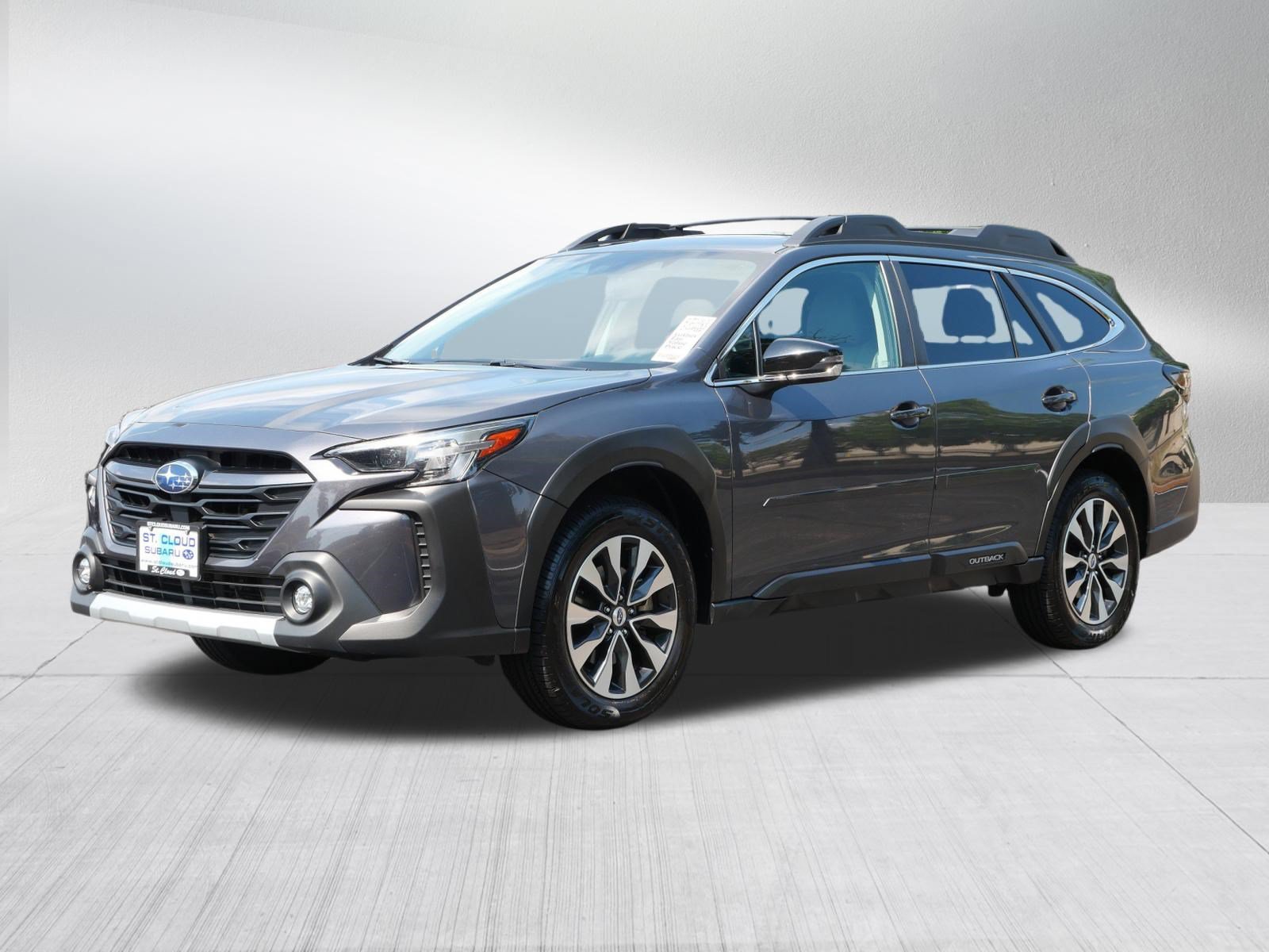 Used 2023 Subaru Outback Limited XT AWD/4WD image 3