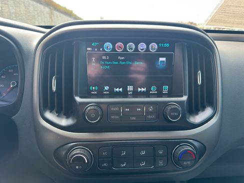 Used 2017 Chevrolet Colorado Z71 image 24