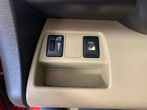 Used 2011 Toyota RAV4 Limited w/ Limited Extra Value Pkg AWD/4WD image 20