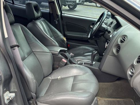 Used 2005 Pontiac Grand Prix GT w/ Leather Trim Package FWD image 17