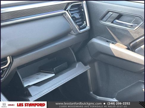 Certified 2024 GMC Canyon Elevation w/ Elevation Premium Package AWD/4WD image 32
