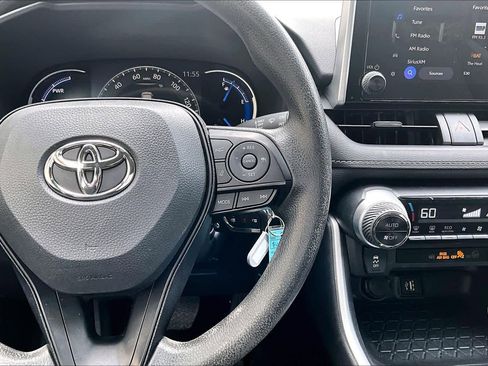 Certified 2025 Toyota RAV4 LE AWD/4WD image 24