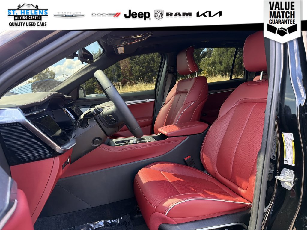 Used 2024 Jeep Wagoneer Limited AWD/4WD image 11