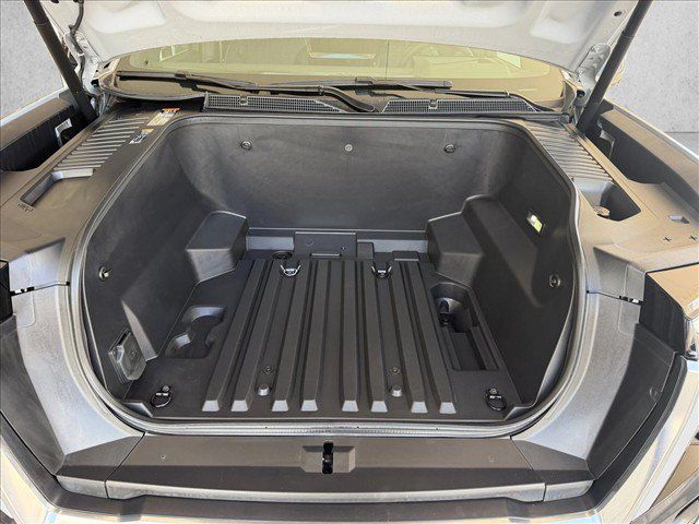 Used 2024 GMC Sierra EV Denali AWD/4WD image 22