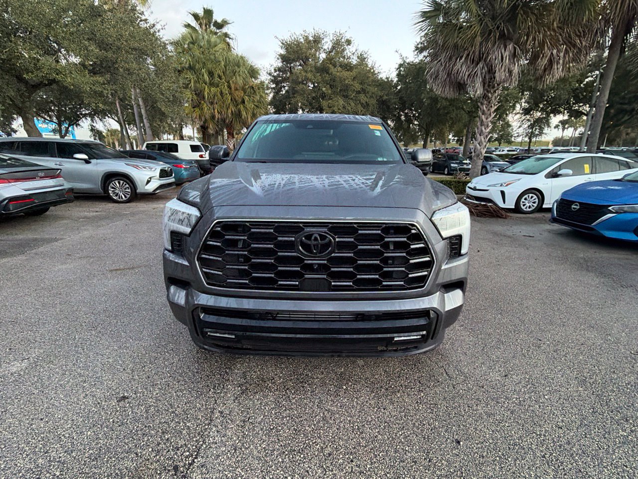 Used 2025 Toyota Sequoia Platinum AWD/4WD image 7
