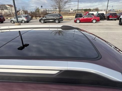 Used 2022 Chevrolet TrailBlazer LT w/ Sun and Liftgate Package image 12