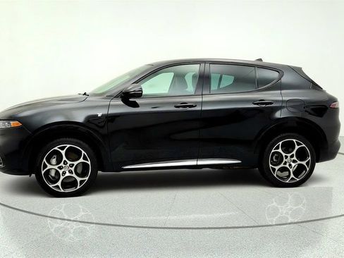 Used 2024 Alfa Romeo Tonale Ti AWD/4WD image 8