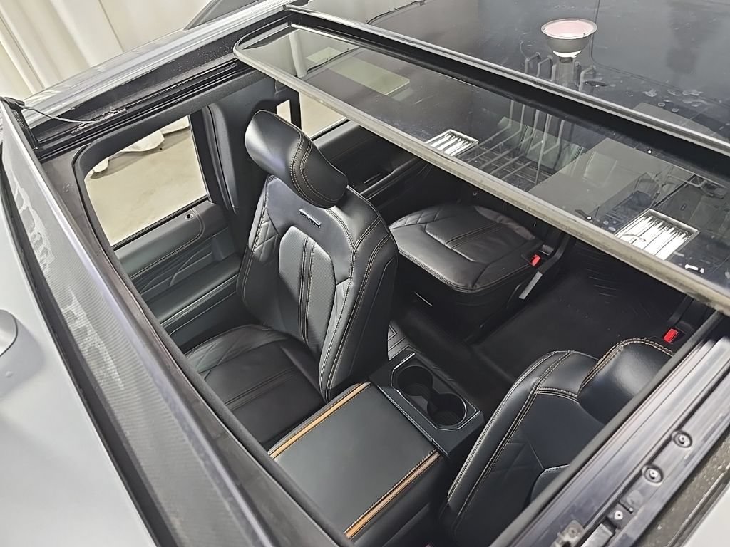 Used 2024 Ford Expedition Max Platinum AWD/4WD image 29