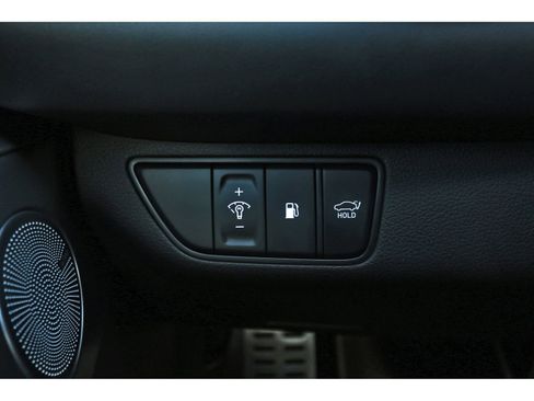 Used 2025 Genesis G70 3.3T Advanced w/ Sport Prestige Package image 21