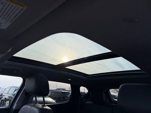 Used 2023 Chevrolet Blazer LT image 31