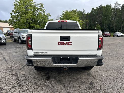Used 2018 GMC Sierra 1500 SLT AWD/4WD image 4