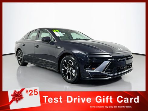 Used 2024 Hyundai Sonata SEL FWD image 1