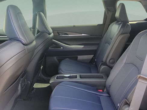 Certified 2026 INFINITI QX60 Sport w/ Dark Cargo Package AWD/4WD image 7