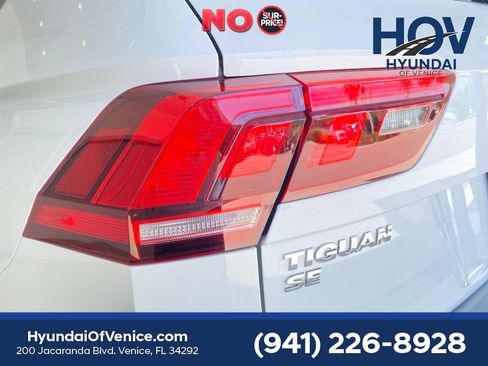 Used 2018 Volkswagen Tiguan SE AWD/4WD image 69