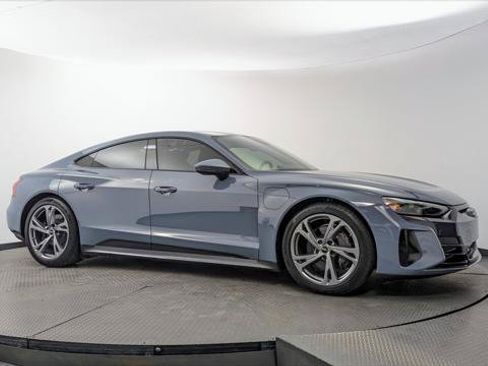 Used 2022 Audi e-tron GT Premium Plus AWD/4WD image 11