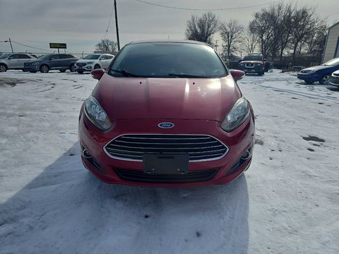 Used 2014 Ford Fiesta SE w/ Equipment Group 201A image 2