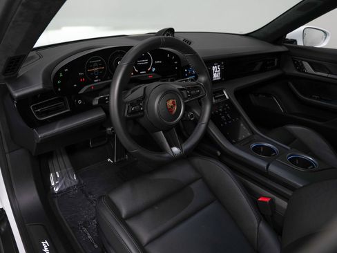 Used 2020 Porsche Taycan Turbo S AWD/4WD image 11