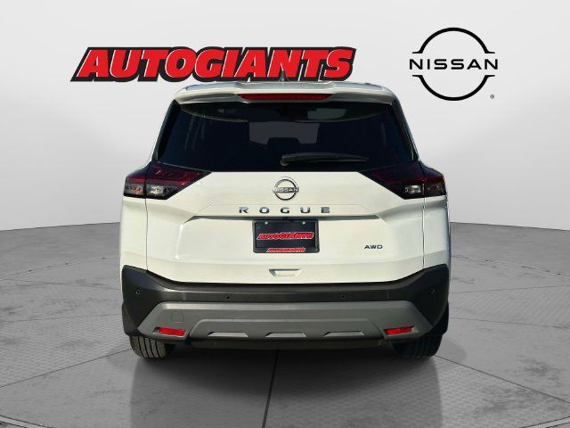 Used 2023 Nissan Rogue S AWD/4WD image 5