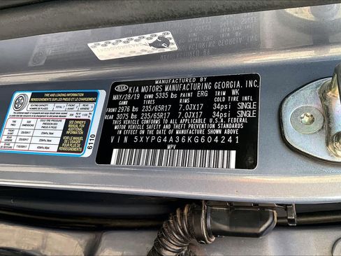 Used 2019 Kia Sorento L FWD image 39