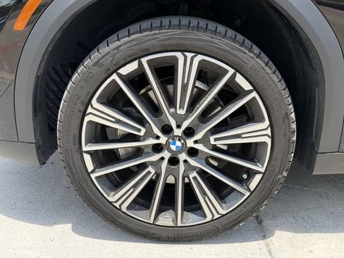 Used 2026 BMW X2 xDrive28i w/ Convenience Package AWD/4WD image 9