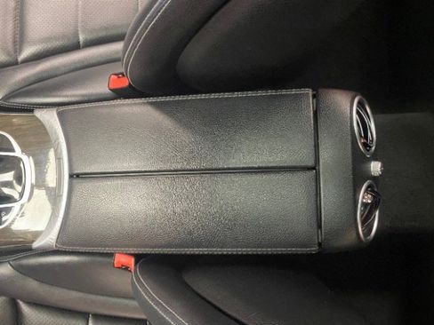 Used 2018 Mercedes-Benz C 300 Sedan image 20