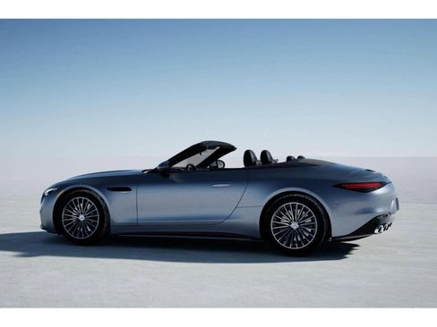 New 2025 Mercedes-Benz SL 43 AMG AMG SL 43 image 31