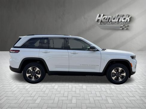 Used 2024 Jeep Grand Cherokee Limited 4xe w/ Luxury Tech Group II AWD/4WD image 10