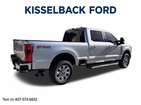 Used 2023 Ford F250 Lariat w/ Chrome Package image 3