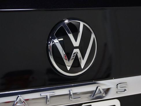 Used 2020 Volkswagen Atlas Cross Sport SEL AWD/4WD image 12
