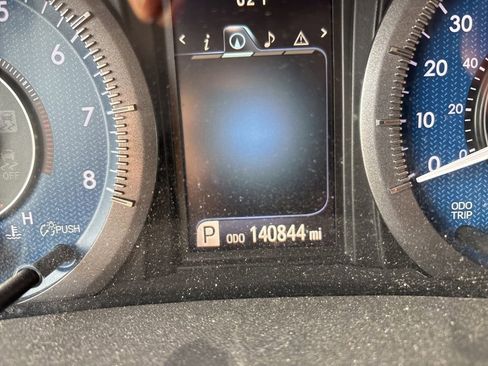 Used 2015 Toyota Sienna XLE Premium FWD image 19