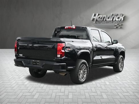 Used 2024 Chevrolet Colorado LT AWD/4WD image 10