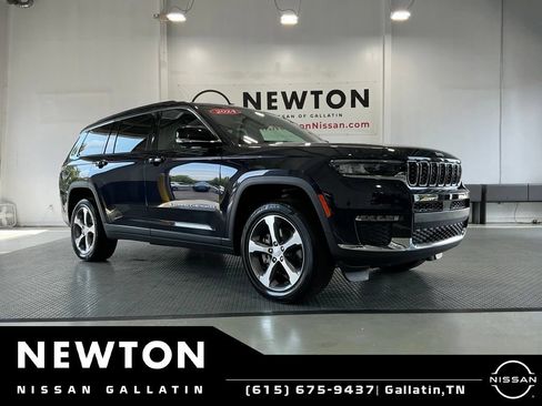 Used 2024 Jeep Grand Cherokee L Limited AWD/4WD image 37