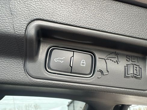 New 2026 Ford Explorer ST-Line AWD/4WD image 9