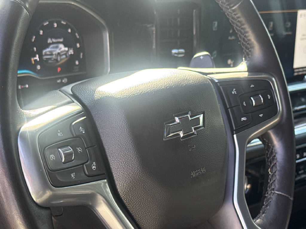 Used 2023 Chevrolet Silverado 1500 RST w/ Redline Edition AWD/4WD image 29