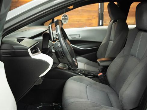 Used 2021 Toyota Corolla SE w/ Carpet Mat Package (TMS) FWD image 8