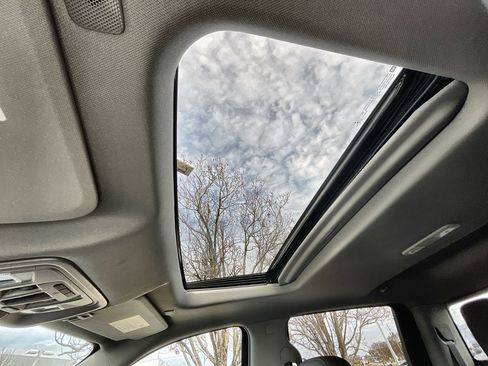 Used 2021 Chevrolet Silverado 1500 LTZ w/ Technology Package image 19