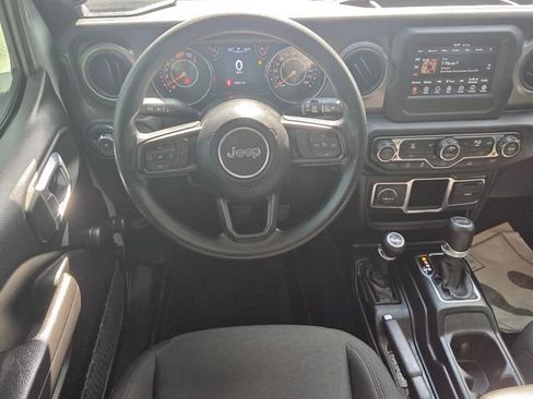 Used 2023 Jeep Wrangler Unlimited Sport AWD/4WD image 13