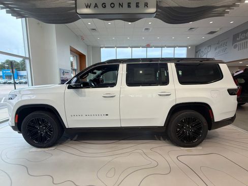 New 2026 Jeep Grand Wagoneer Limited AWD/4WD image 7